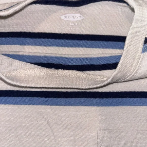 Old Navy light gray with Blue Striped Tee NWOT - Picture 3 of 4